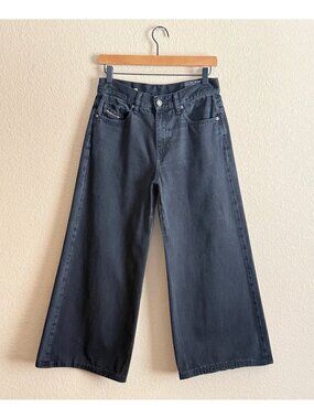 Diesel Jeans Women's D-Akemi Bootcut-Flare Washed Black Casual